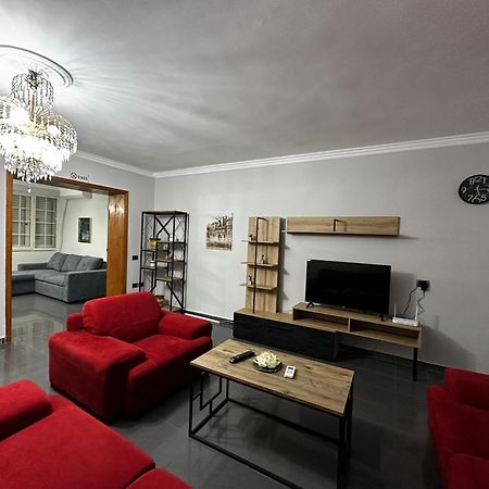Tirana Treasure: Chic 2Br-Apartment 8Min To Skanderbeg Place Екстер'єр фото
