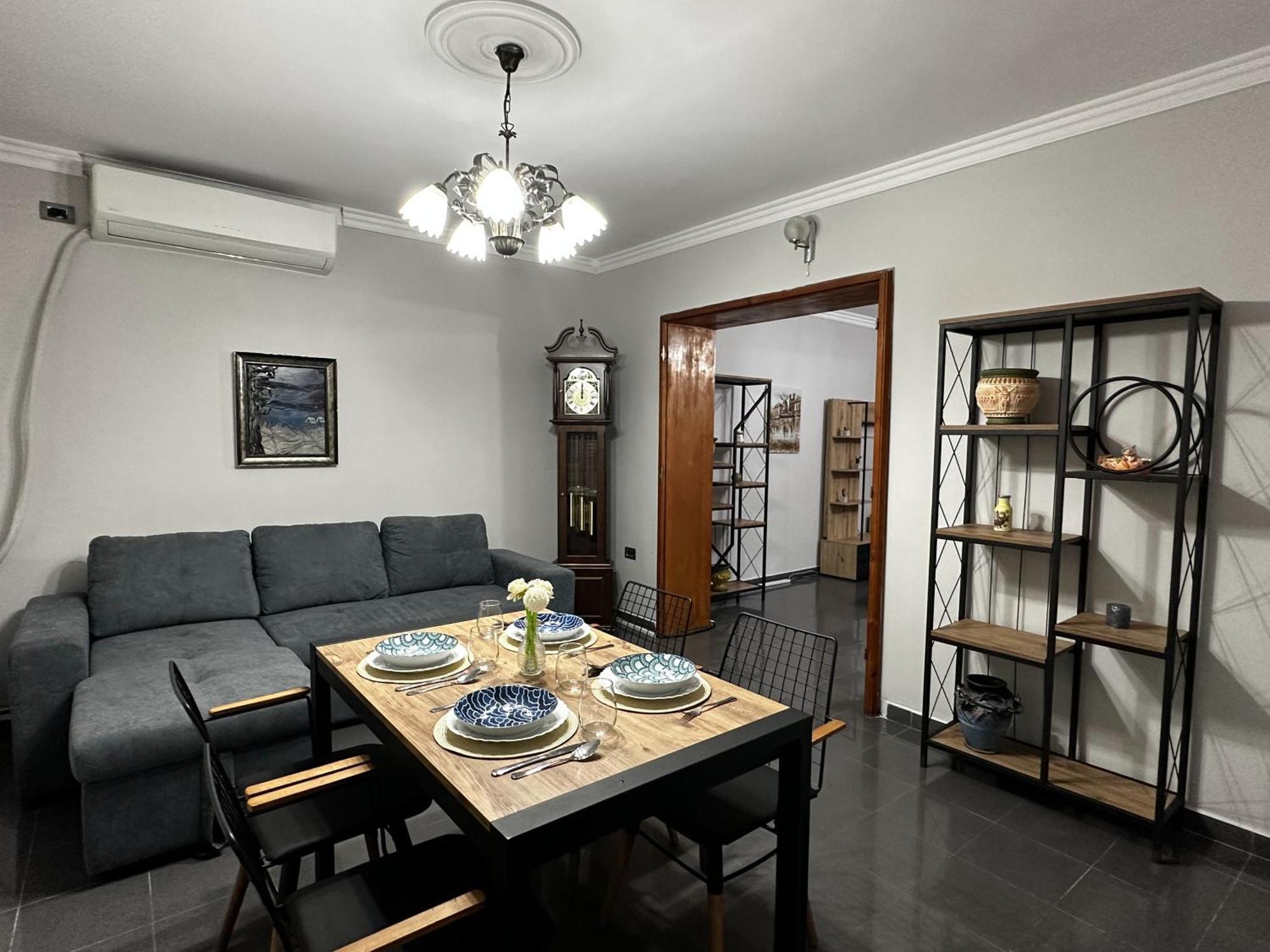 Tirana Treasure: Chic 2Br-Apartment 8Min To Skanderbeg Place Екстер'єр фото