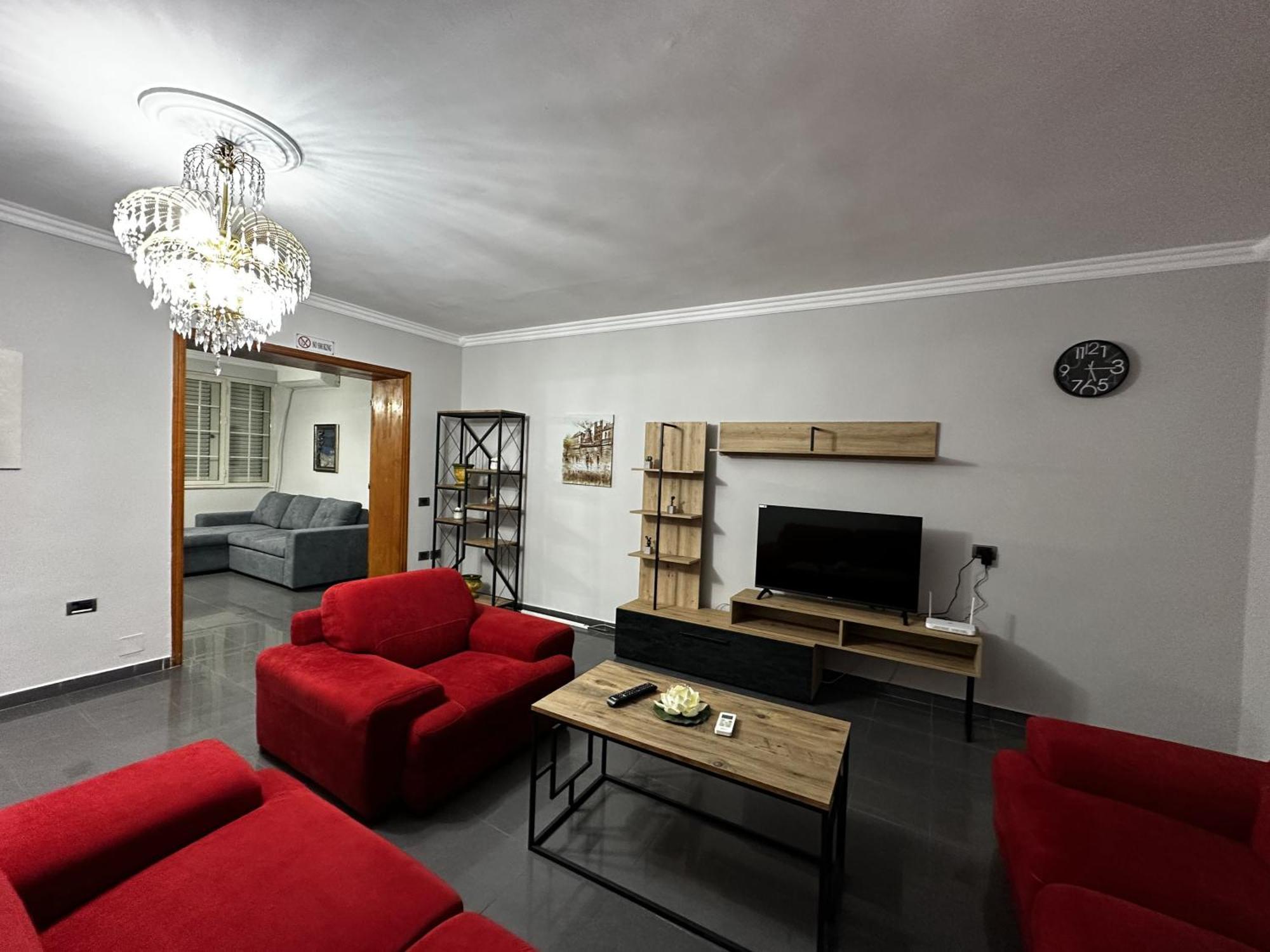 Tirana Treasure: Chic 2Br-Apartment 8Min To Skanderbeg Place Екстер'єр фото