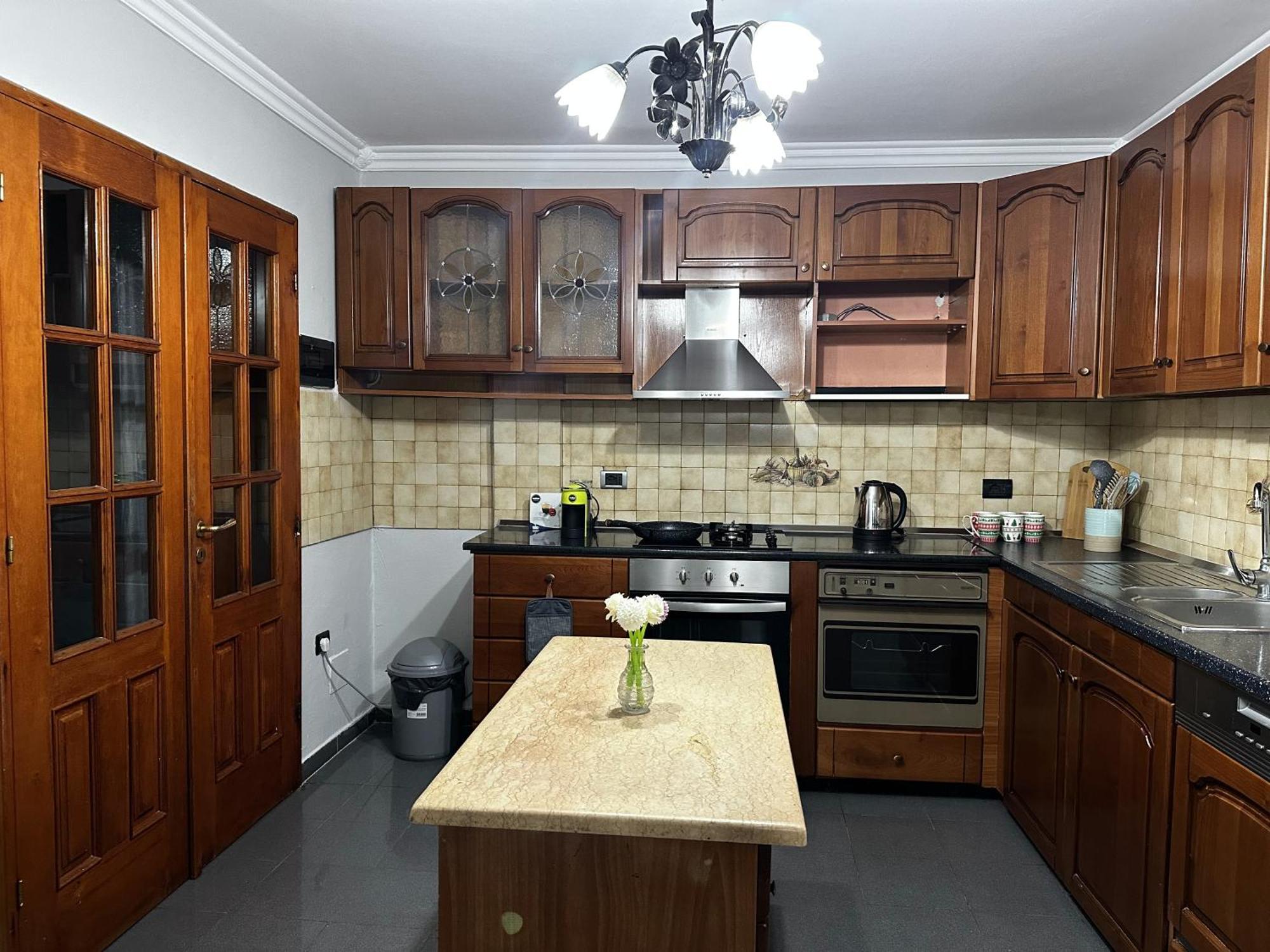 Tirana Treasure: Chic 2Br-Apartment 8Min To Skanderbeg Place Екстер'єр фото